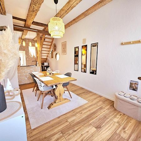 L'Atypique Des Remparts Villa Енсисайм Екстериор снимка