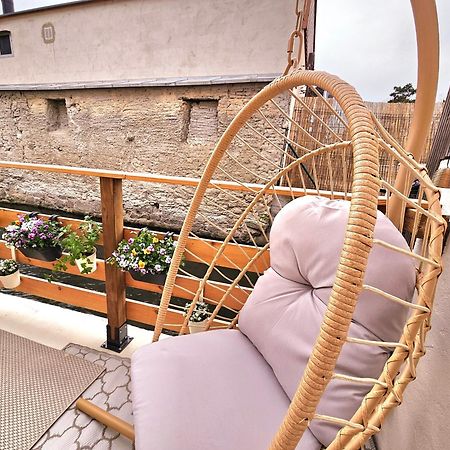 L'Atypique Des Remparts Villa Енсисайм Екстериор снимка
